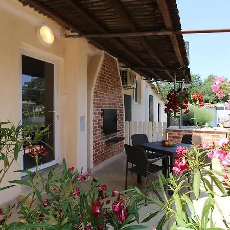 Padulj 1365 Apartman Pula