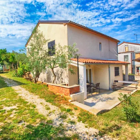 Padulj 1365 Apartment