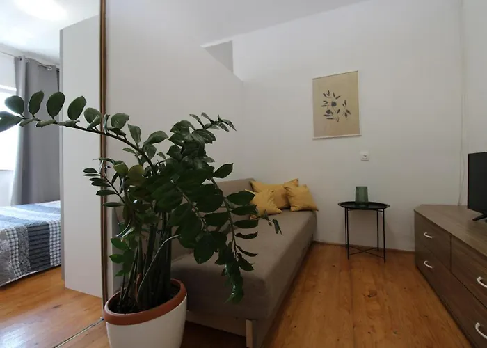 Padulj 1365 아파트