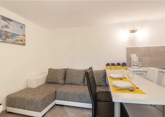Padulj 1365 Apartman *